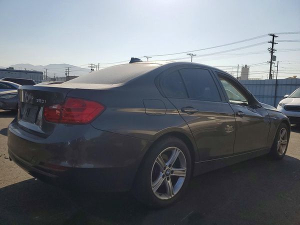 2015 BMW 320 320i