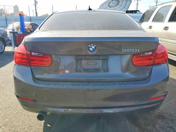 2015 BMW 320 320i