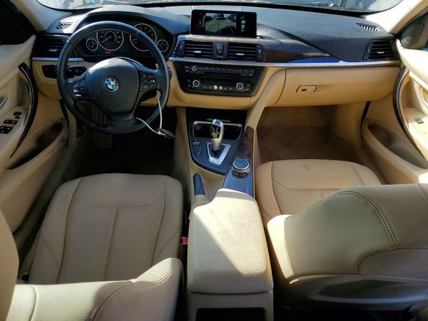 2015 BMW 320 320i