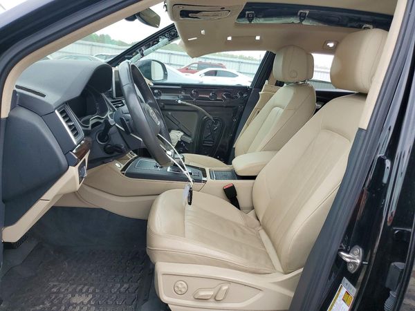 2019 AUDI Q5 quattro Premium Plus
