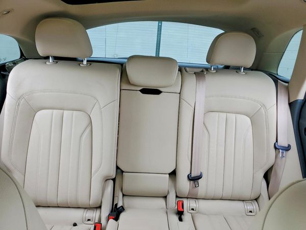 2019 AUDI Q5 quattro Premium Plus