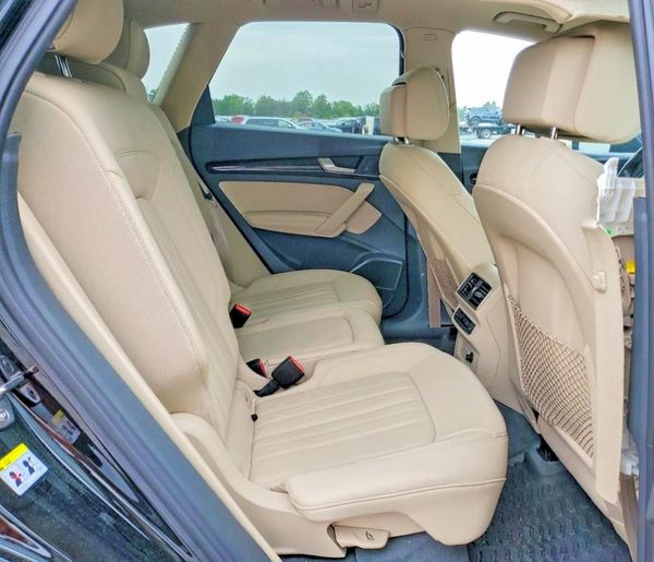 2019 AUDI Q5 quattro Premium Plus