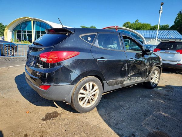 2012 HYUNDAI TUCSON GLS