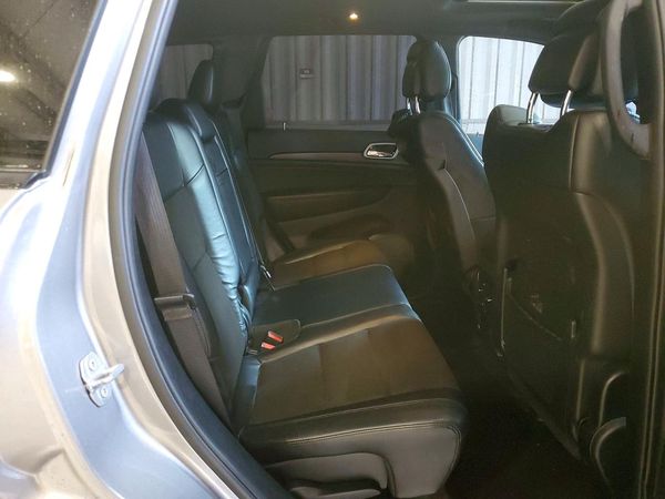 2019 JEEP GRAND CHEROKEE LAREDO 4X4