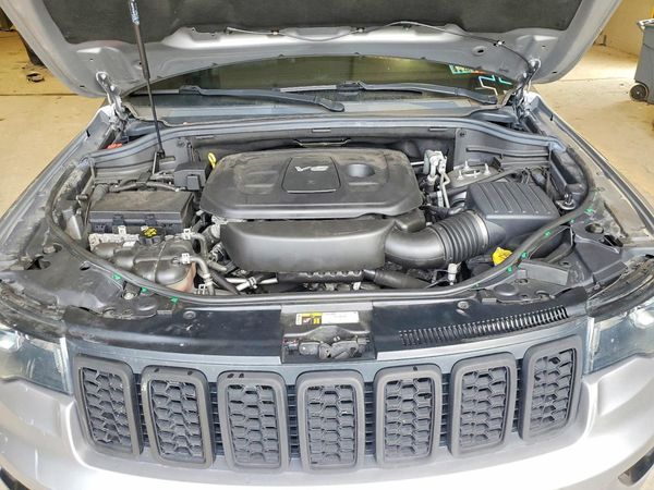2019 JEEP GRAND CHEROKEE LAREDO 4X4