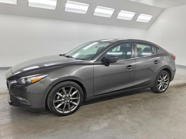 2018 MAZDA 3 Touring
