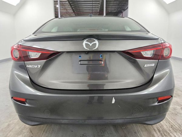 2018 MAZDA 3 Touring