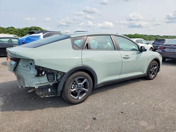 2026 KIA K4 LX, LXS