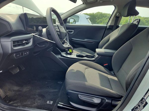 2026 KIA K4 LX, LXS