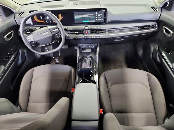 2026 KIA K4 LX, LXS