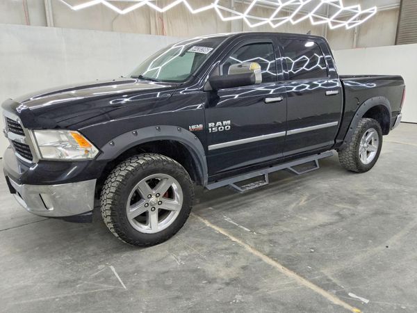 2013 RAM 1500 SLT