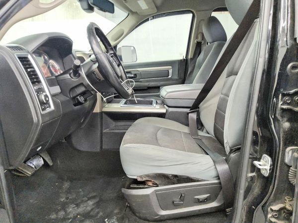 2013 RAM 1500 SLT