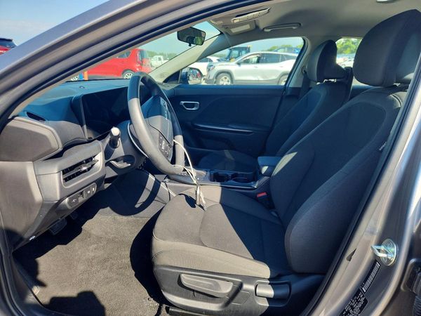 2026 KIA K4 LX, LXS