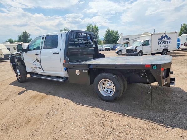 2026 RAM 3500 CREW CAB CHASSIS 4X4