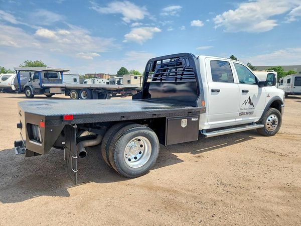 2026 RAM 3500 CREW CAB CHASSIS 4X4