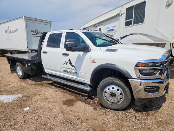 2026 RAM 3500 CREW CAB CHASSIS 4X4