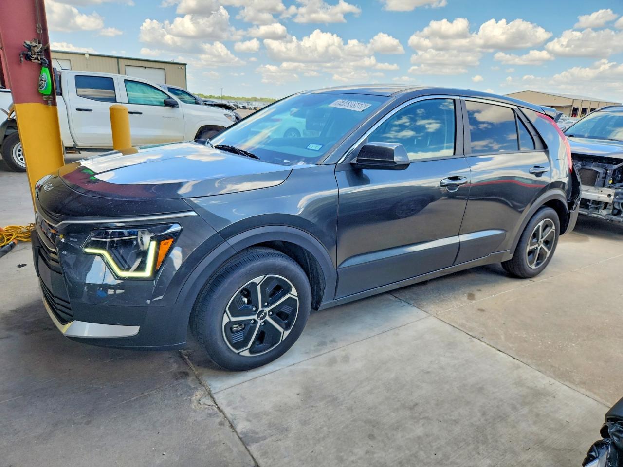 2026 KIA NIRO LX