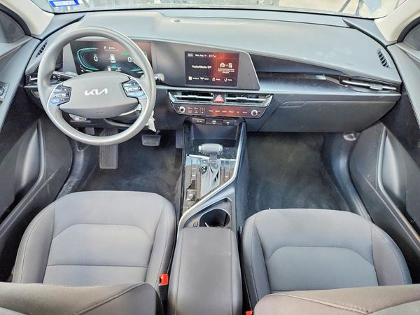 2026 KIA NIRO LX