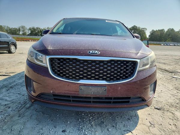2015 KIA SEDONA