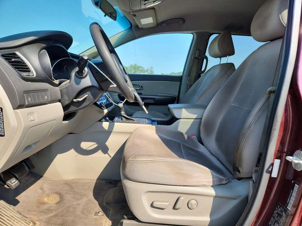 2015 KIA SEDONA