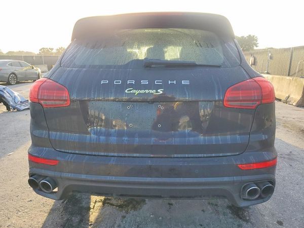 2016 PORSCHE CAYENNE E-Hybrid