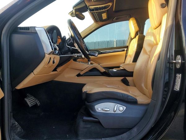 2016 PORSCHE CAYENNE E-Hybrid