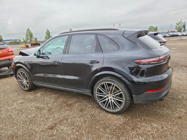 2019 PORSCHE CAYENNE