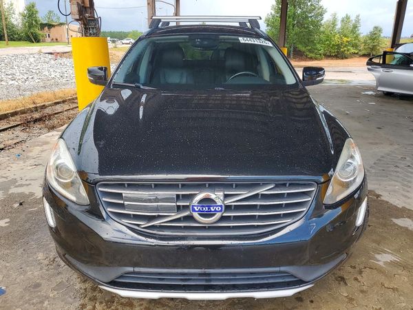 2016 VOLVO XC60
