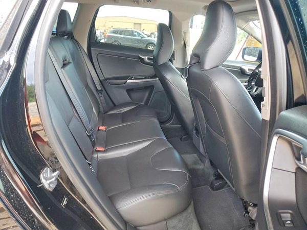 2016 VOLVO XC60