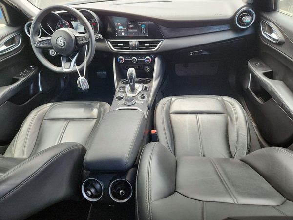 2021 ALFA ROMEO GIULIA RWD