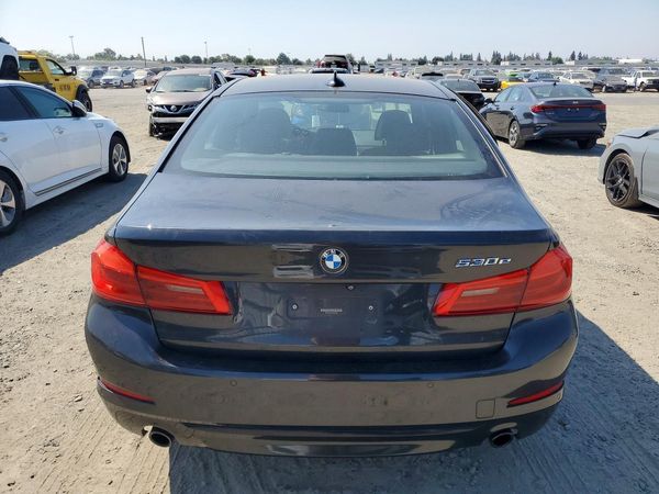 2018 BMW 530E