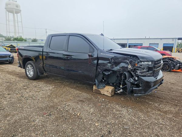 2022 CHEVROLET SILVERADO RST — Passenger 3/4