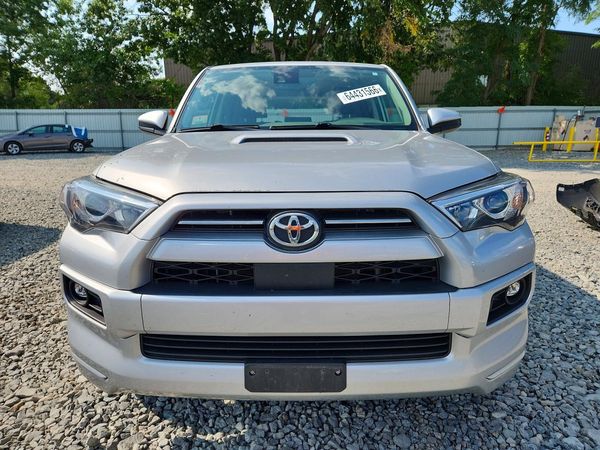 2022 TOYOTA 4RUNNER TRD Sport