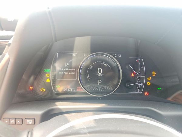 2019 LEXUS ES 300h