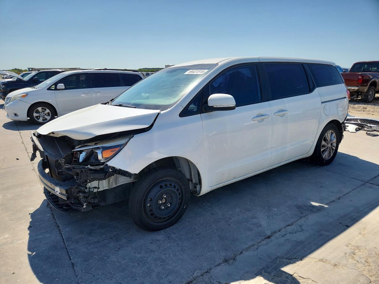 2015 KIA SEDONA L - Low level