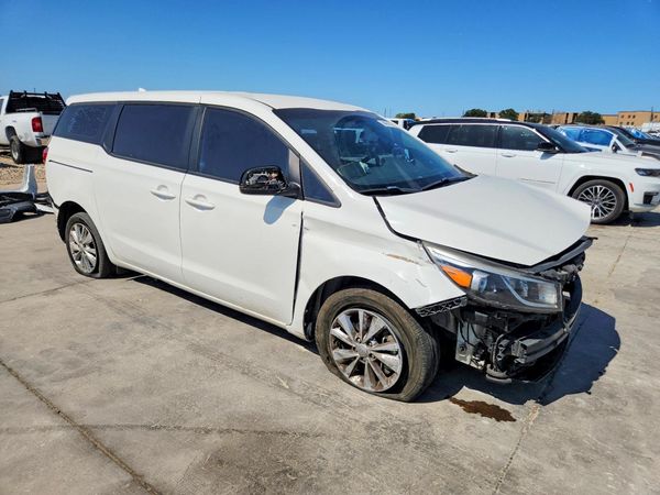 2015 KIA SEDONA L - Low level