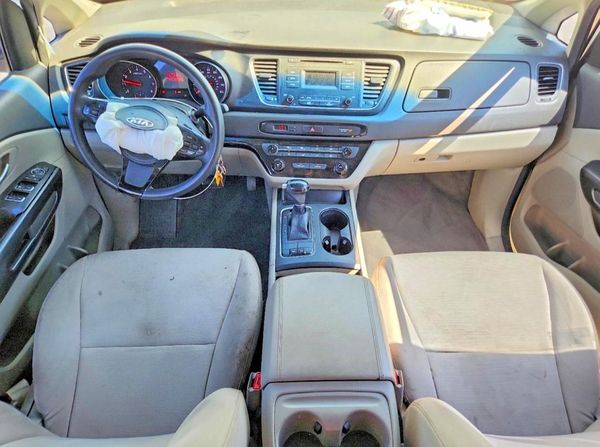 2015 KIA SEDONA L - Low level