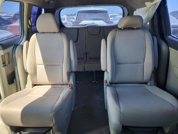 2015 KIA SEDONA L - Low level