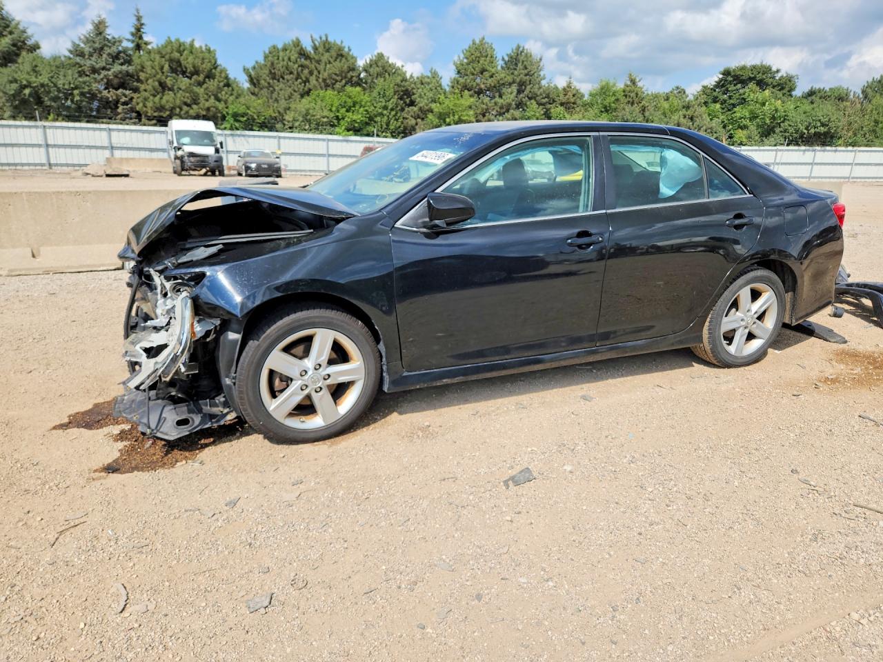 2013 TOYOTA CAMRY