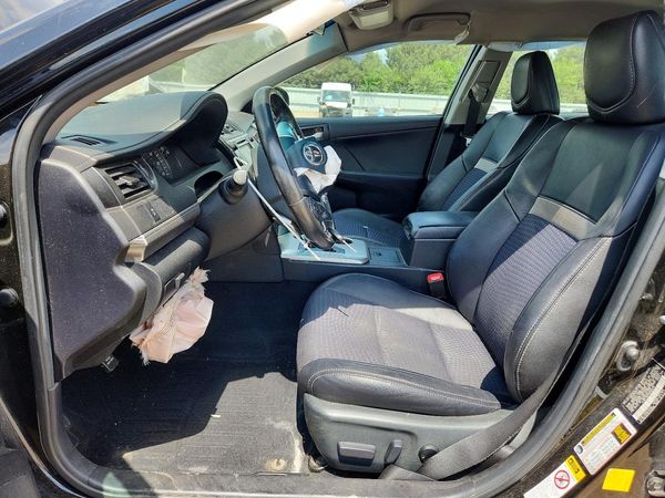 2013 TOYOTA CAMRY