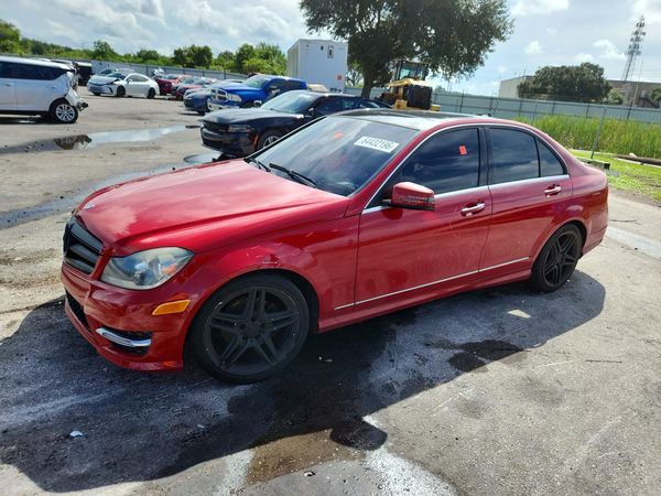 2014 MERCEDES-BENZ C
