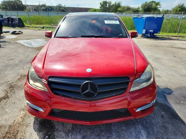 2014 MERCEDES-BENZ C