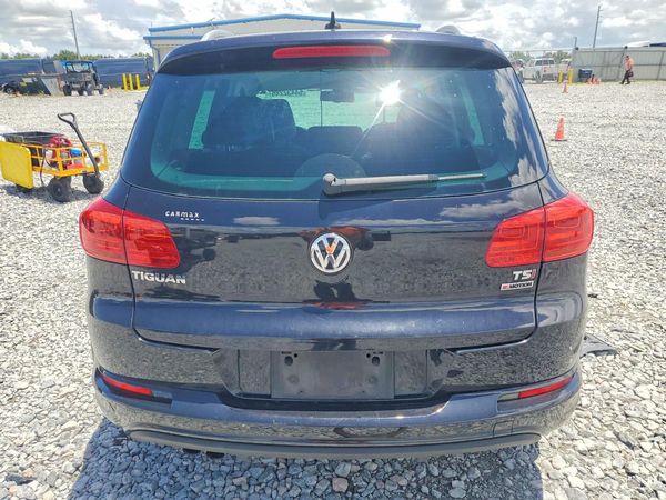 2017 VOLKSWAGEN TIGUAN Sport 4Motion
