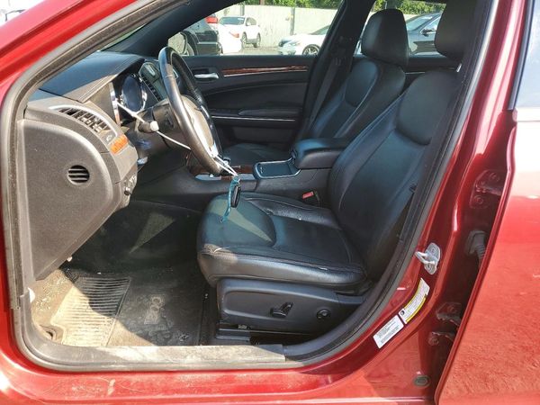 2012 CHRYSLER 300 Base/Limited