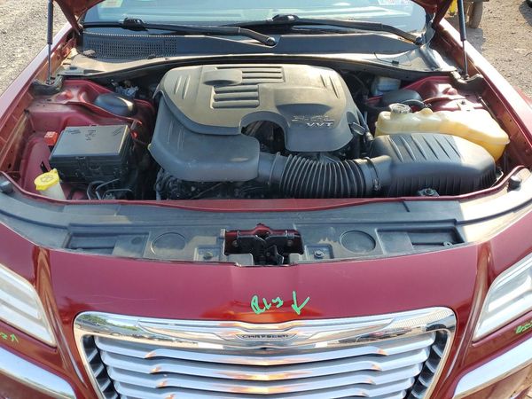 2012 CHRYSLER 300 Base/Limited