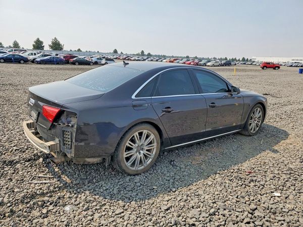 2013 AUDI A8