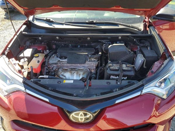 2018 TOYOTA RAV4 LE