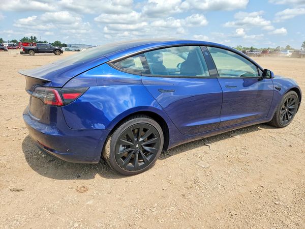 2022 TESLA MODEL 3