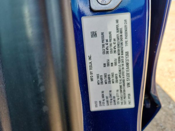 2022 TESLA MODEL 3
