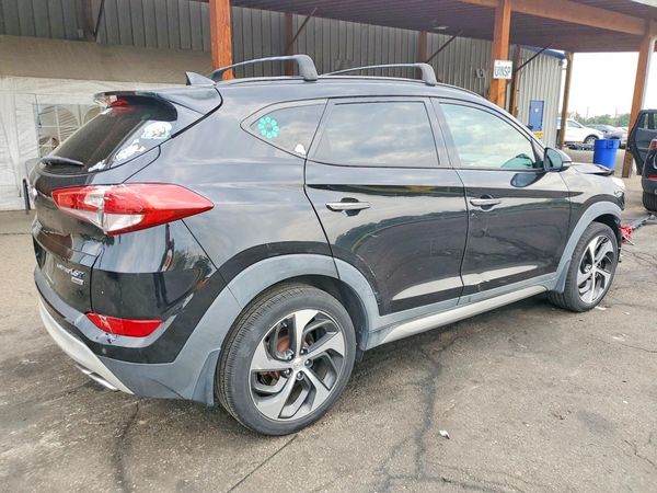 2017 HYUNDAI TUCSON
